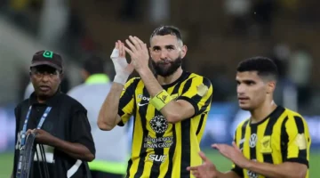 أزمة في الاتحاد.. بنزيمة يرفض مواجهة الفتح بسبب عرض تجديد عقده الجديد